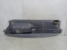 Воздуховод (дефлектор) радиатора Renault Megane 3 2011 214760006R