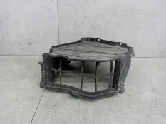 Крышка корпуса салонного фильтра BMW 7 F01/F02 2012 9216222