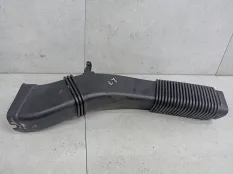 Патрубок воздушного фильтра BMW 7 F01/F02 2012 7811597