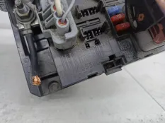 Блок предохранителей Citroen C4 2010 9664055580