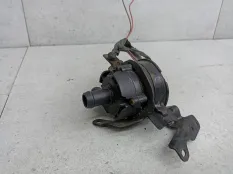 Насос антифриза дополнительный Mercedes-Benz B W246 2012 A0005000686