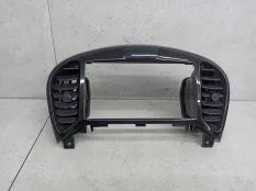 Рамка магнитолы Nissan Juke F15 рест. 2017 68260BX80A