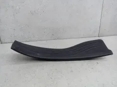 Накладка внутренняя на порог задняя левая Nissan Juke F15 2014 769B71KA2A