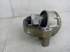 Подушка крепления двигателя левая Audi A6 C7 2012 4G0199391