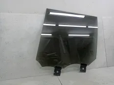 Стекло двери задней левой Land Rover Range Rover 4 рест. 2018 LR034304