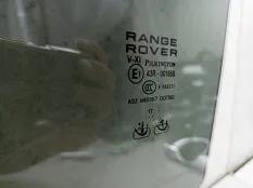 Стекло двери задней левой Land Rover Range Rover 4 рест. 2018 LR034304