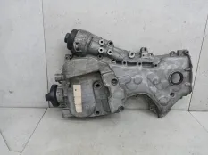Крышка двигателя передняя Volkswagen Golf 5 2009 03C109211N
