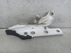 Петля капота правая Audi A6 C7 2012 4C8823302D