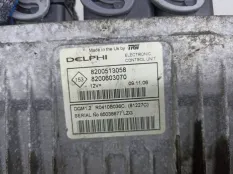 Блок управления двигателем Dacia Logan 2008 8200513058