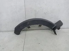 Накладка на петлю багажника левая BMW 7 G11/G12 2018 7371811