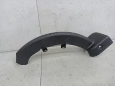 Накладка на петлю багажника правая BMW 7 G11/G12 2018 7371812