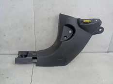 Накладка внутренняя на порог передняя левая Renault Megane 4 (2016 - 2020) 768377406R