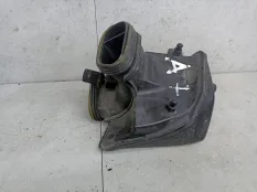 Резонатор воздушного фильтра Chevrolet Cruze 2010 13306963