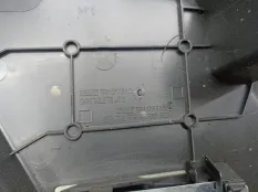 Обшивка отсека багажника правая Renault Megane 4 (2016 - 2020) 799113717R