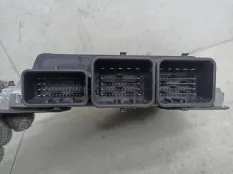 Блок управления двигателем Peugeot 308 рест. 2014 9678628780