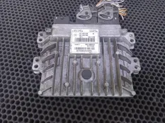 Блок управления двигателем Renault Megane 3 2009 237100120R