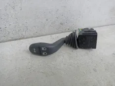 Переключатель поворотов Skoda Felicia рест. 1999 501597