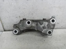 Кронштейн двигателя правый Peugeot 207 2009 9637558580