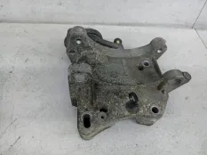 Кронштейн генератора Peugeot 307 2005 9659197780