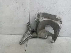 Кронштейн топливного фильтра Citroen C4 2 2010 9672309780