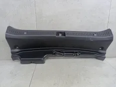 Накладка внутренняя на заднюю панель кузова Mercedes-Benz E W213 2018 A2136900041