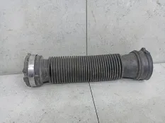 Патрубок воздушного фильтра Nissan Juke F15 2013 8200721179