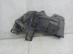 ​пыльник двигателя левый Nissan Qashqai J10 2009 64839JD00A