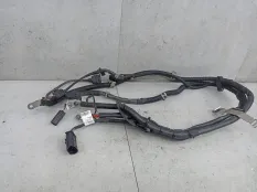 Провод с генератора на стартер Mercedes-Benz S W222 2016 A2224407813