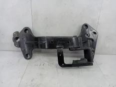 Кронштейн коробки (балка кпп) BMW X5 E53 рест. 2004 6762275