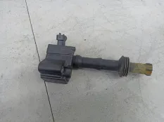 Катушка зажигания Peugeot 2008 2 2021 9671214580