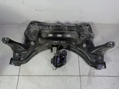 Передняя балка (подрамник) Renault Kadjar 2018 54401HV00A