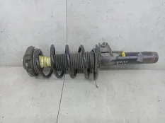 Стойка амортизатора передняя правая SEAT Altea 2009 3C0413031M