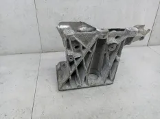 Кронштейн (крепление) Renault Trafic 2 2006 8200798760