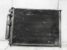 Радиатор основной Nissan Note E11 (2005 - 2009) 21400BC00B