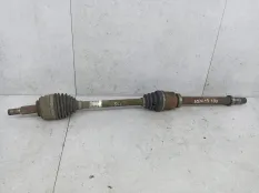 Полуось передняя правая Renault Scenic 3 2010 8200725513