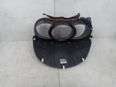 Рамка панели приборов Kia Sorento 2 2011 848312P900