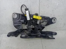 Петля капота правая BMW 5 F10/F11 рест. 2017 7249888