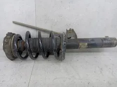 Стойка амортизатора передняя Audi A3 8P 2-й рест. 2011 1T0413031JR