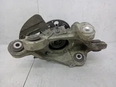 Кулак задний левый Mercedes-Benz C W205 2018 A2053501514