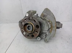 Кулак задний левый Mercedes-Benz C W205 2018 A2053501514