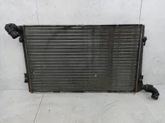 Радиатор основной Volkswagen Caddy 3 2008 3C0121253S