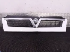 Решетка радиатора Opel Movano A рест. 2003 8200233759