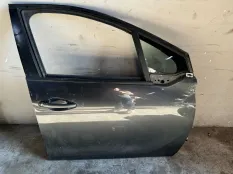 Дверь передняя правая Peugeot 208 2015 9805822480