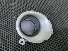 Дефлектор обдува салона правый Nissan Juke F15 2012 687601KE0A