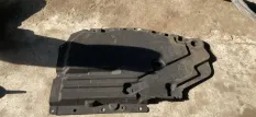 Защита топливного бака правая BMW X6 F16 (2014 - 2020) 7325392