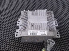 Блок управления двигателем Renault Scenic 2 рест. 2009 8200565863