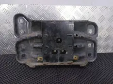 Кронштейн коробки (балка кпп) Mercedes-Benz S W222 2016 A2222401802