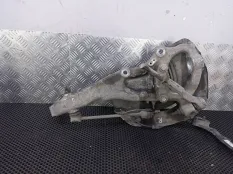 Кулак передний правый Mercedes-Benz S W222 2016 2222001