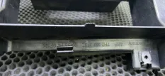 Накладка на торпедо (консоль) Volkswagen Transporter T5 (2002 - 2009) 7H2857273D