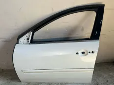 Дверь передняя левая Renault Laguna 3 2008 8011110002R